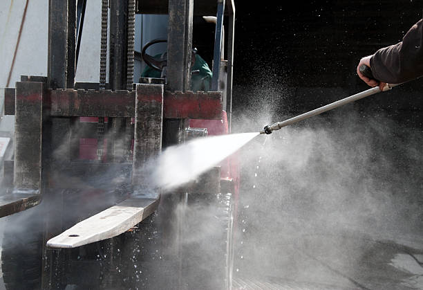 Why Choose Our Certified Pressure Washing Experts for Your Project Needs in Eglin Af, FL?